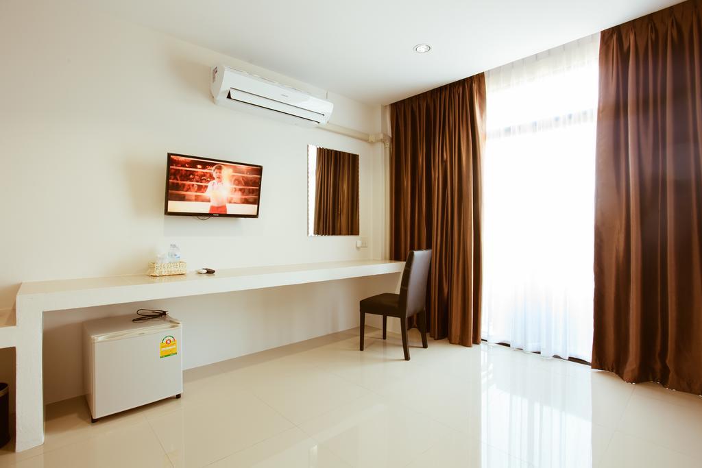 The Viewpoint Hostel Phitsanulok Room photo
