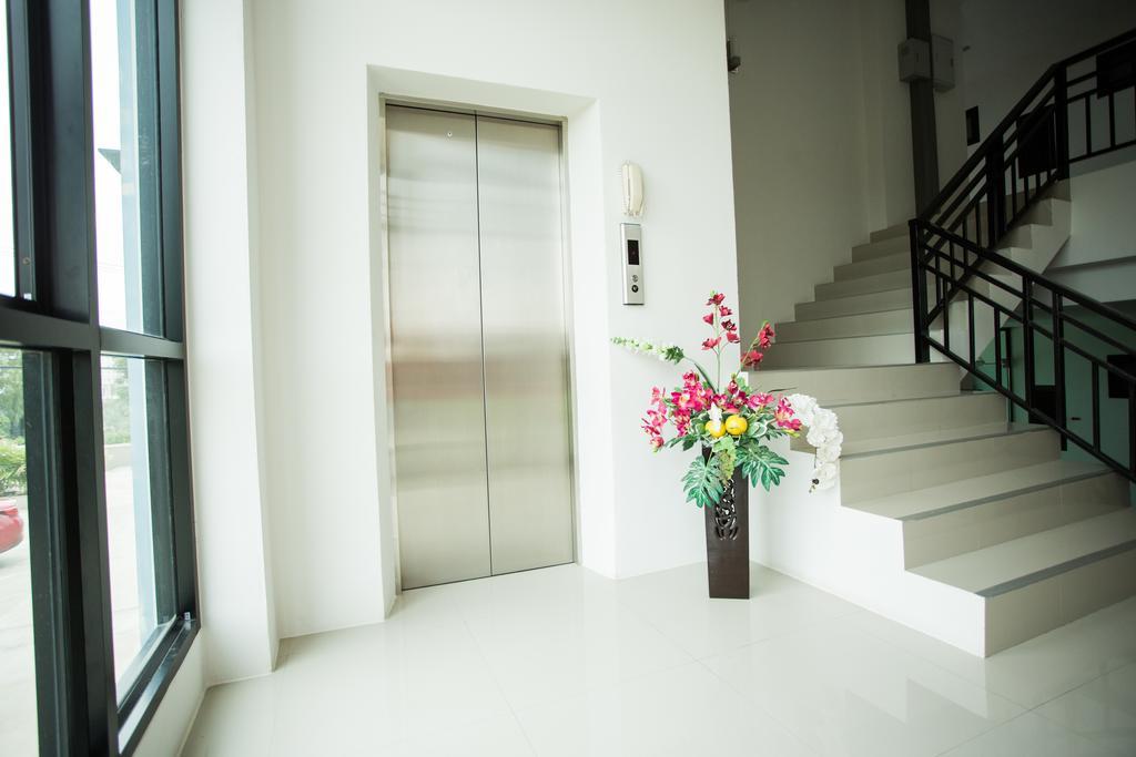 The Viewpoint Hostel Phitsanulok Exterior photo